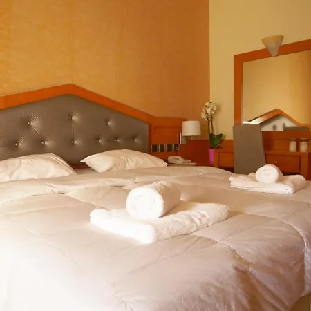 Antikyra Beach Hotel