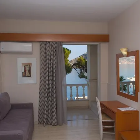 Antikyra Beach Hotel Szálloda 2*