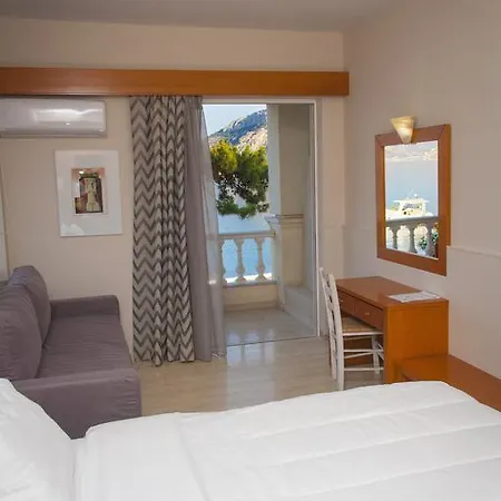 Antikyra Beach Hotel 2* Andíkira