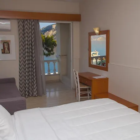 Antikyra Beach Hotel Andíkira