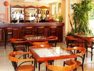 Antikyra Beach Hotel