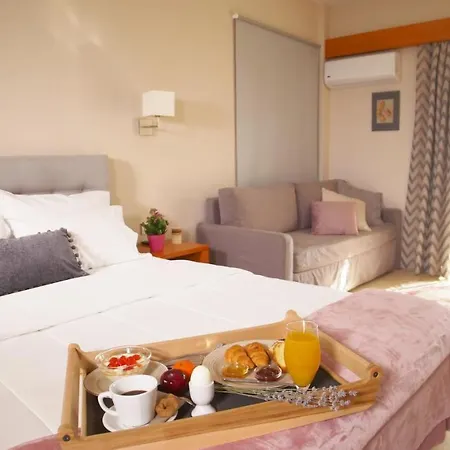 Szálloda Antikyra Beach Hotel 2*