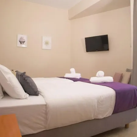 Szálloda Antikyra Beach Hotel 2*