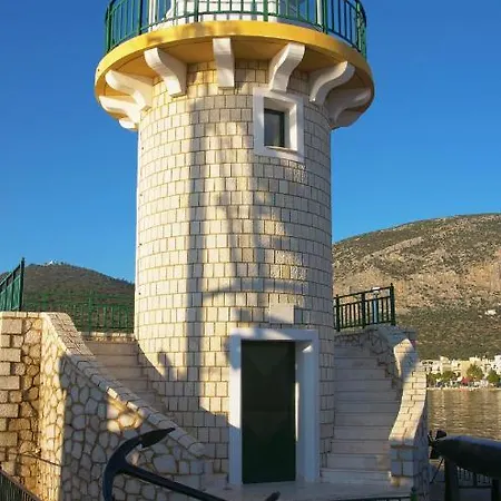 Antikyra Beach Hotel Hotell 2*