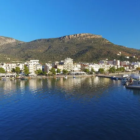 Antikyra Beach Hotel Andíkira